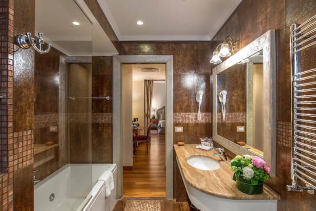 Hotel Forum-小型套房-11