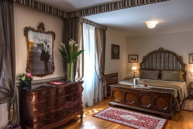 Hotel Forum-小型套房-2