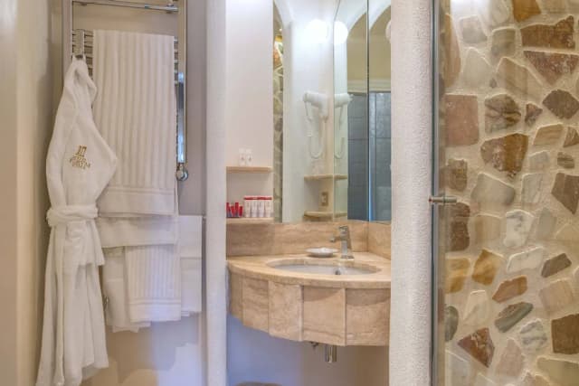 Hotel Forum-小型套房-9