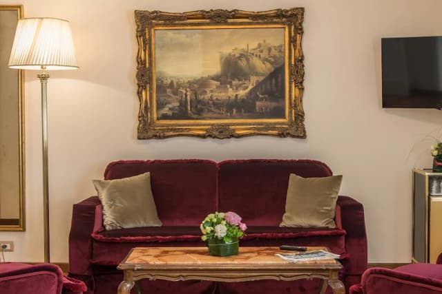 Hotel Forum-小型套房-6