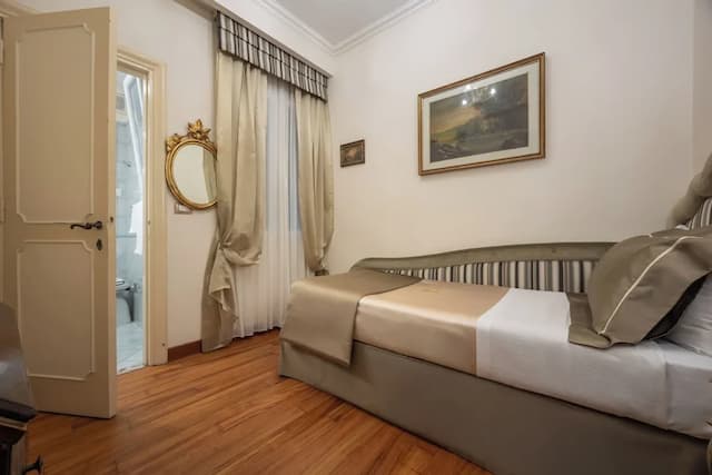 Hotel Forum-单人房-2