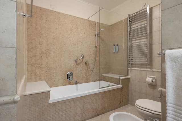 Hotel Forum-三人房-10