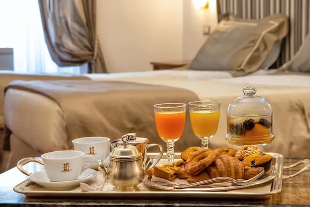 Hotel Forum-三人房-6