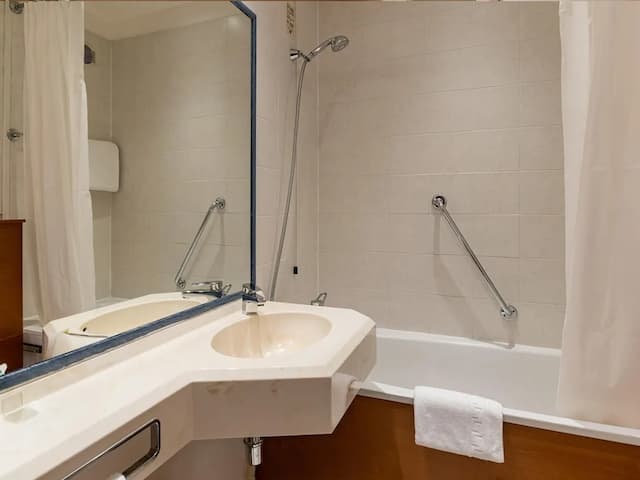 B&B 호텔 피렌체 피티 팰리스 알 폰테 베키오-스탠다드 트윈룸-8