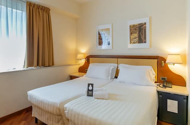 B&B 호텔 피렌체 피티 팰리스 알 폰테 베키오-스탠다드 트윈룸-6