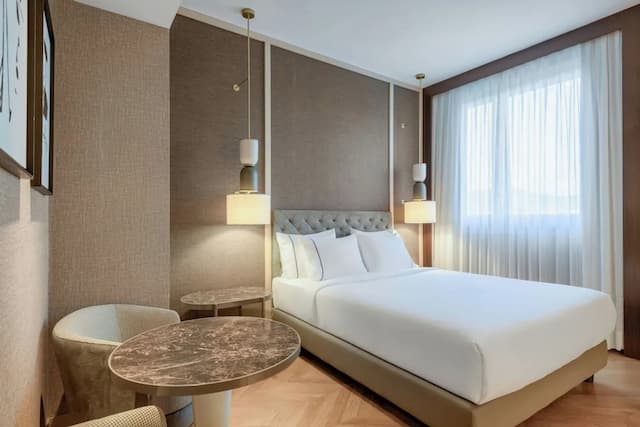 AC 호텔 피렌체 바이 메리어트-스탠다드룸, 퀸사이즈침대 1개-2