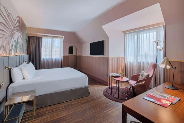 NH コレクション ミラノ ツーリング-ジュニア スイート (VIP Floor, Extra Bed 2adults+1child)-4