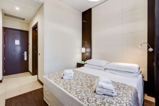 Best Western Cinemusic Hotel-Standard Room, 1 Queen Bed-1