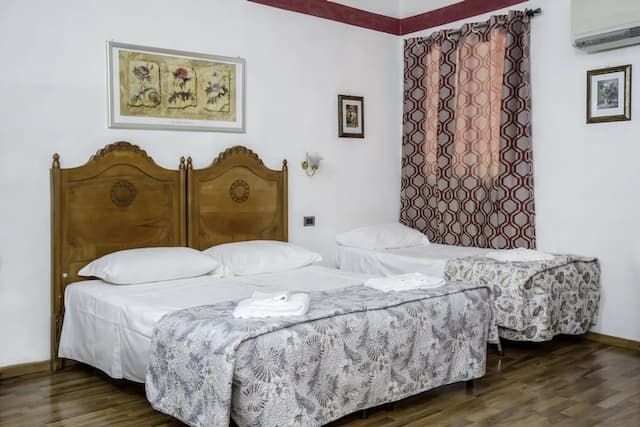 吹笛人飯店-標準四人房-2