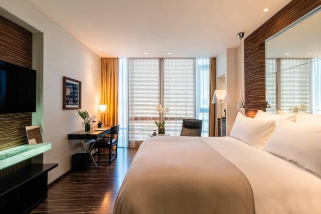 로메오 나폴리-디럭스룸 (Front)-1