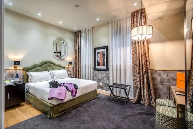 塔倫特飯店-標準雙人房-1