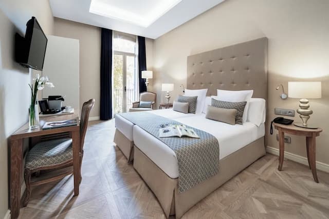 Lamaro Hotel-尊荣客房-4