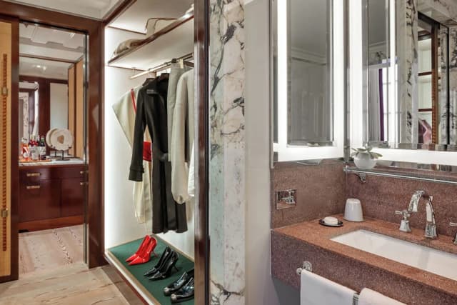 Portrait Milano - Lungarno Collection-Junior Room-7