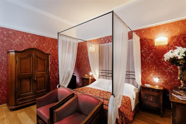 Hotel Palazzo dal Borgo-标准三人房-4