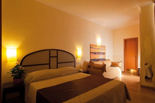 諾維森托酒店-四人房-2