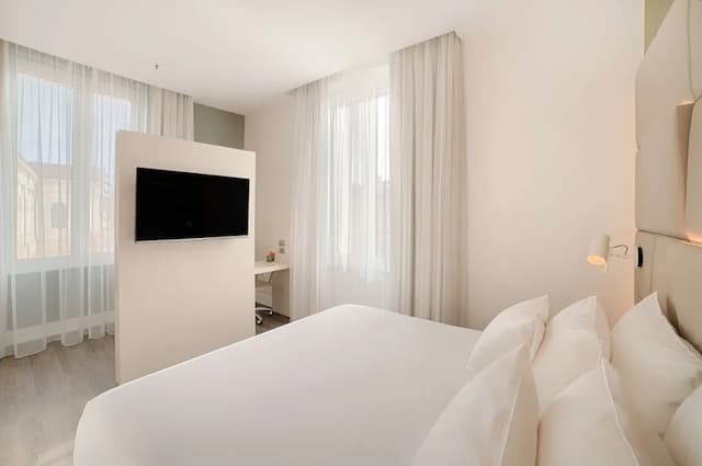 NH 精選羅馬皇宮五百飯店-套房-4