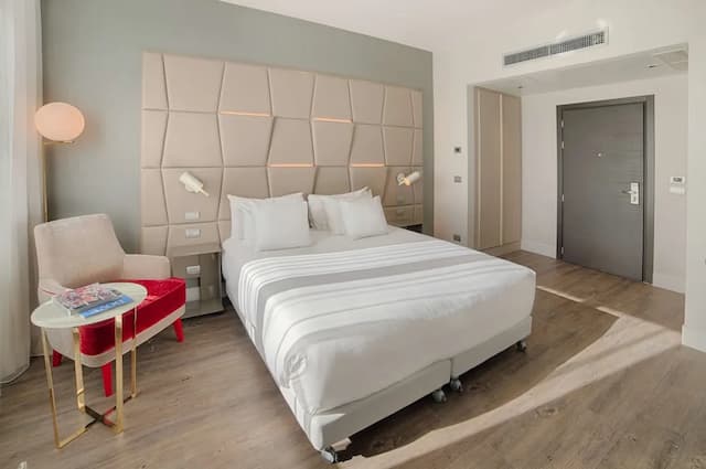 NH 精選羅馬皇宮五百飯店-高級客房 (View)-4