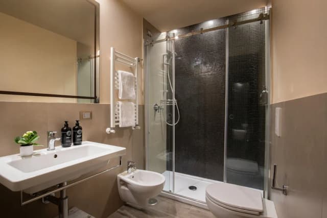 ザ ガーディアン ホテル-デラックス トリプルルーム-4