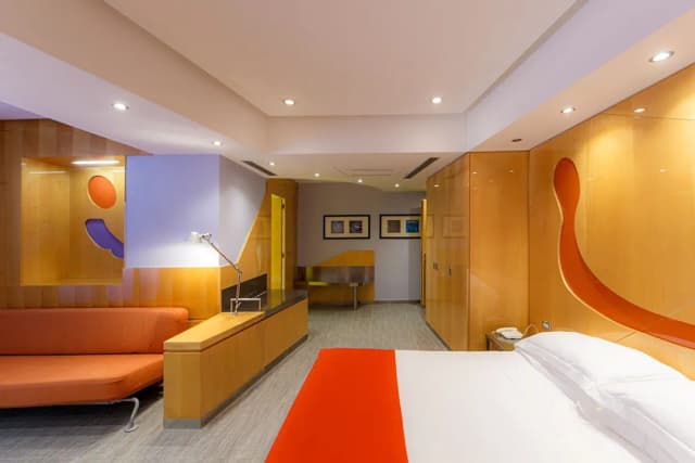 Albani Hotel Roma-Camera familiare con Moquette o Pavimento-4