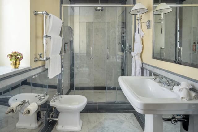 羅馬英倫飯店-普通套房-2