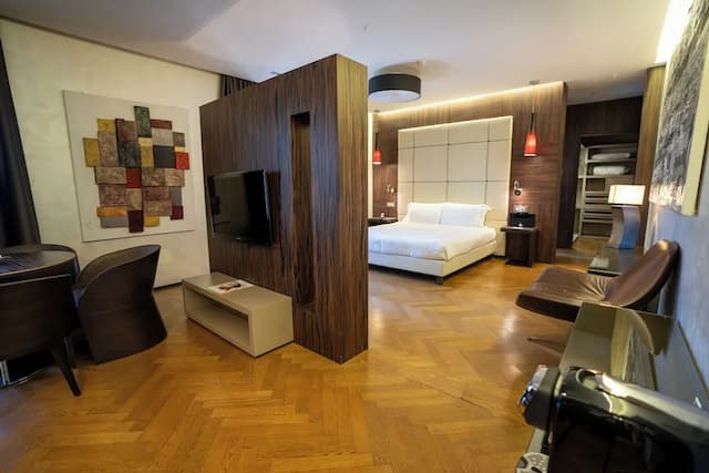 Divina Luxury Hotel-Junior Suite-1