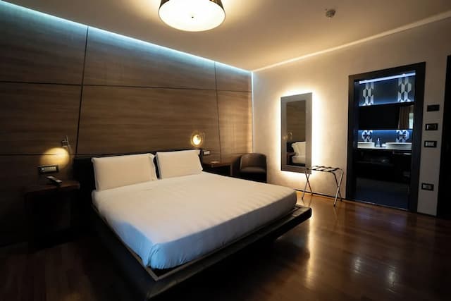 Divina Luxury Hotel-Superior Double Room-2