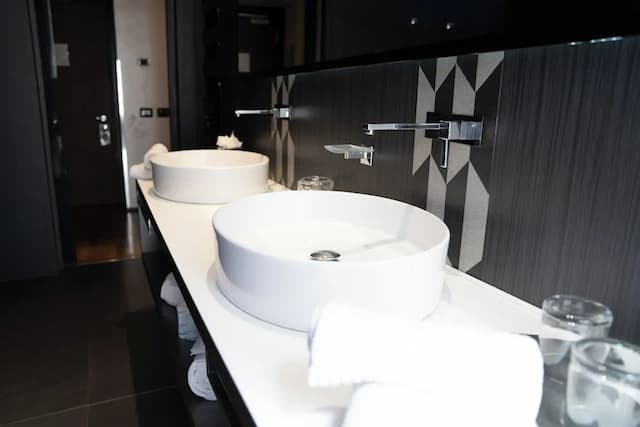 Divina Luxury Hotel-Deluxe Double Room-5