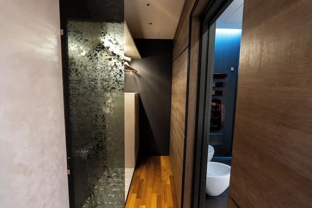 Divina Luxury Hotel-Deluxe Double Room-4