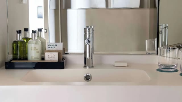 옥시덴탈 바르셀로나 1929-슈피리어룸-5