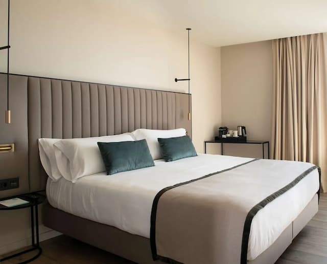 옥시덴탈 바르셀로나 1929-프리미엄룸-3