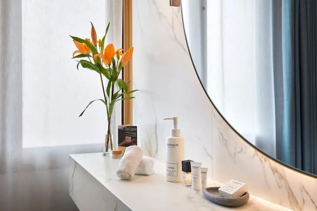 Kimpton Vividora Hotel by IHG-尊荣客房, 1 张特大床, 阳台-6