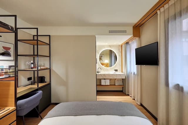 Kimpton Vividora Hotel by IHG-客房, 1 张大床 (Essential)-3