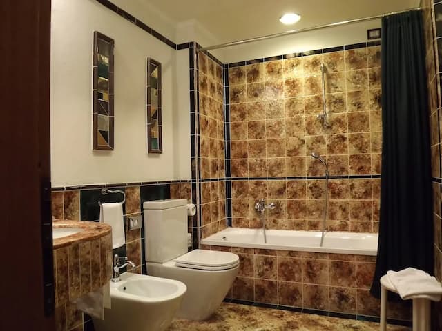 巴徹利里酒店-豪華客房, 河景-6