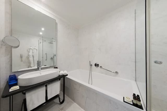 格蘭皇宫飯店-高級雙床房-6