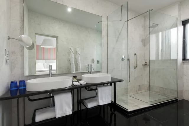 格蘭皇宫飯店-豪華雙人房-12