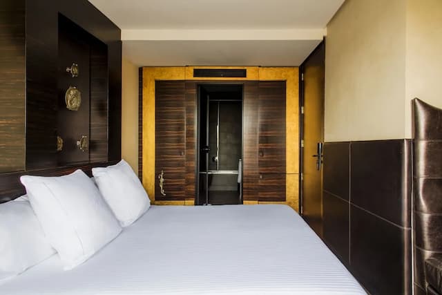 Hotel Bagues, a Small Luxury Hotels of the World-套房, 1 张双人床, 露台, 城市景观 (Jewel)-2