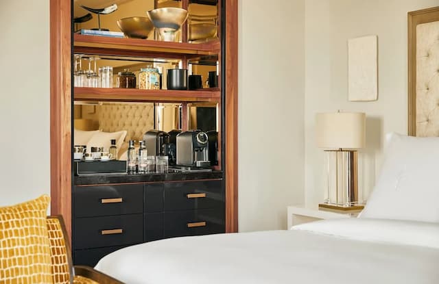 Four Seasons Hotel Madrid-Premier Room, 2 Double Beds (Grand)-6