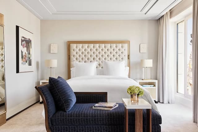 Four Seasons Hotel Madrid-Grand Room, 1 King Bed, Terrace (Grand King)-1