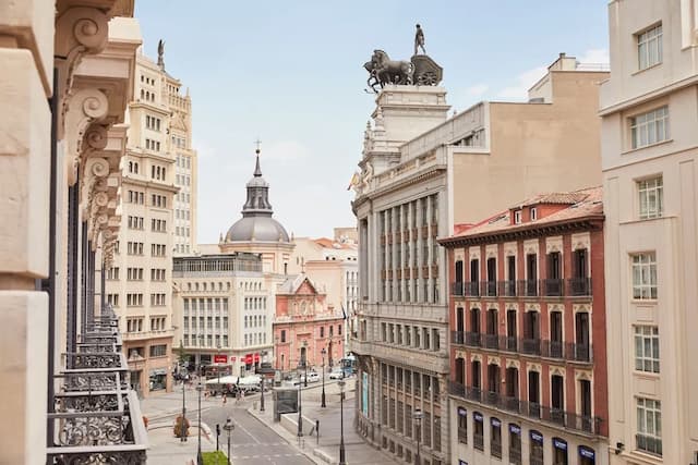 Four Seasons Hotel Madrid-Four Seasons, Suite, 1 King Bed, Terrace-15