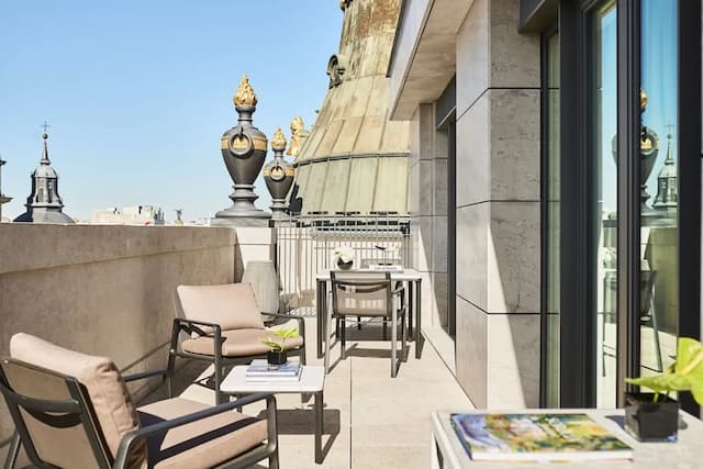 Four Seasons Hotel Madrid-Four Seasons, Suite, 1 King Bed, Terrace-11