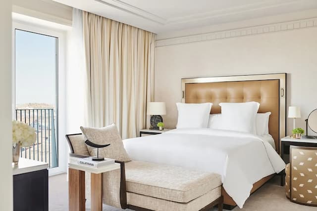 Four Seasons Hotel Madrid-Suite, 1 Bedroom (King)-3