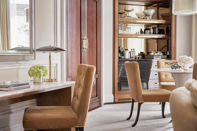 Four Seasons Hotel Madrid-Suite, 1 Bedroom (King)-7