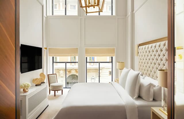 Four Seasons Hotel Madrid-Executive Suite, 1 King Bed (King)-10