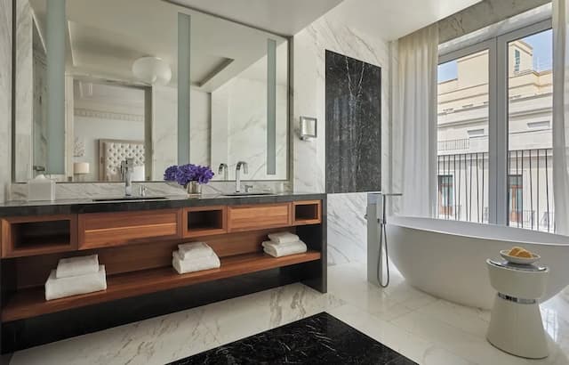 Four Seasons Hotel Madrid-Executive Suite, 1 King Bed (King)-7