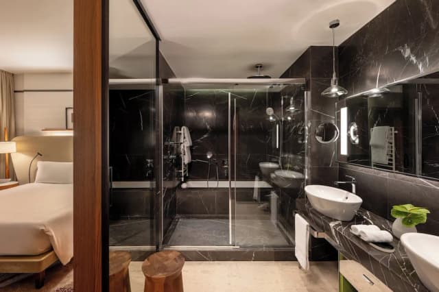 Mandarin Oriental, Milan-Suite, 1 King Bed (Milano)-13