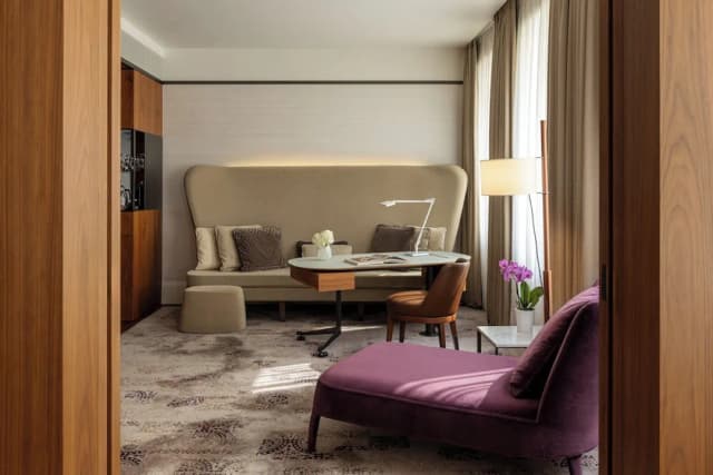 Mandarin Oriental, Milan-Suite, 1 King Bed (Milano)-12