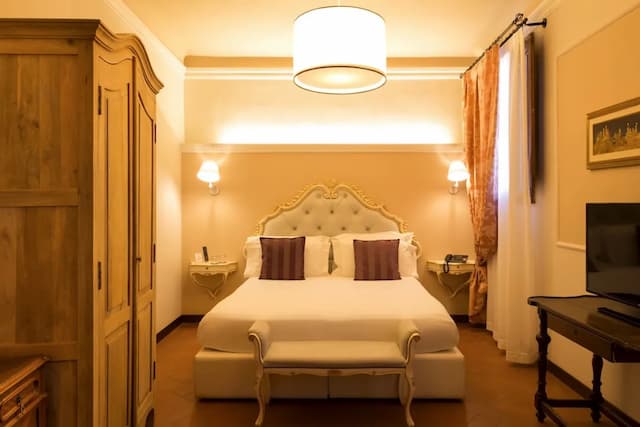 愛佳倍別墅藝術酒店-標準雙人房-8