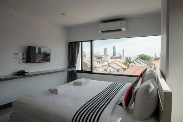 Area Place 飯店-豪華客房, 1 張特大雙人床和 1 張沙發床, 私人浴室, 城市景觀-3