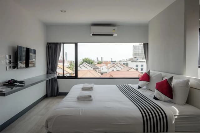 Area Place 飯店-豪華客房, 1 張特大雙人床和 1 張沙發床, 私人浴室, 城市景觀-1