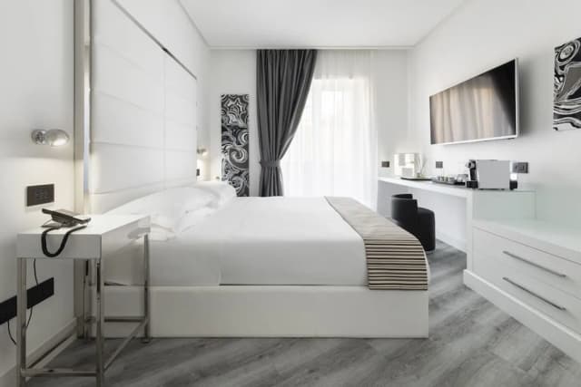 LHP 나폴리 팰리스 & 스파-슈피리어 더블룸 또는 트윈룸-2